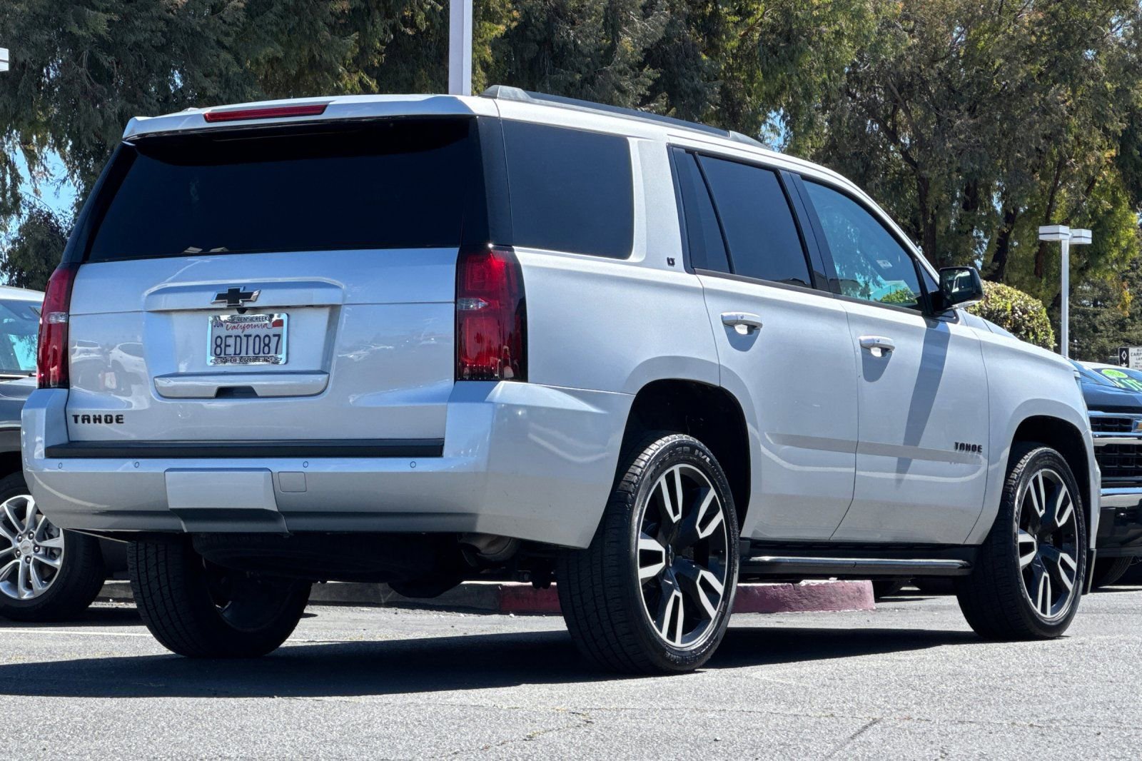 Used 2018 Chevrolet Tahoe LT image 5