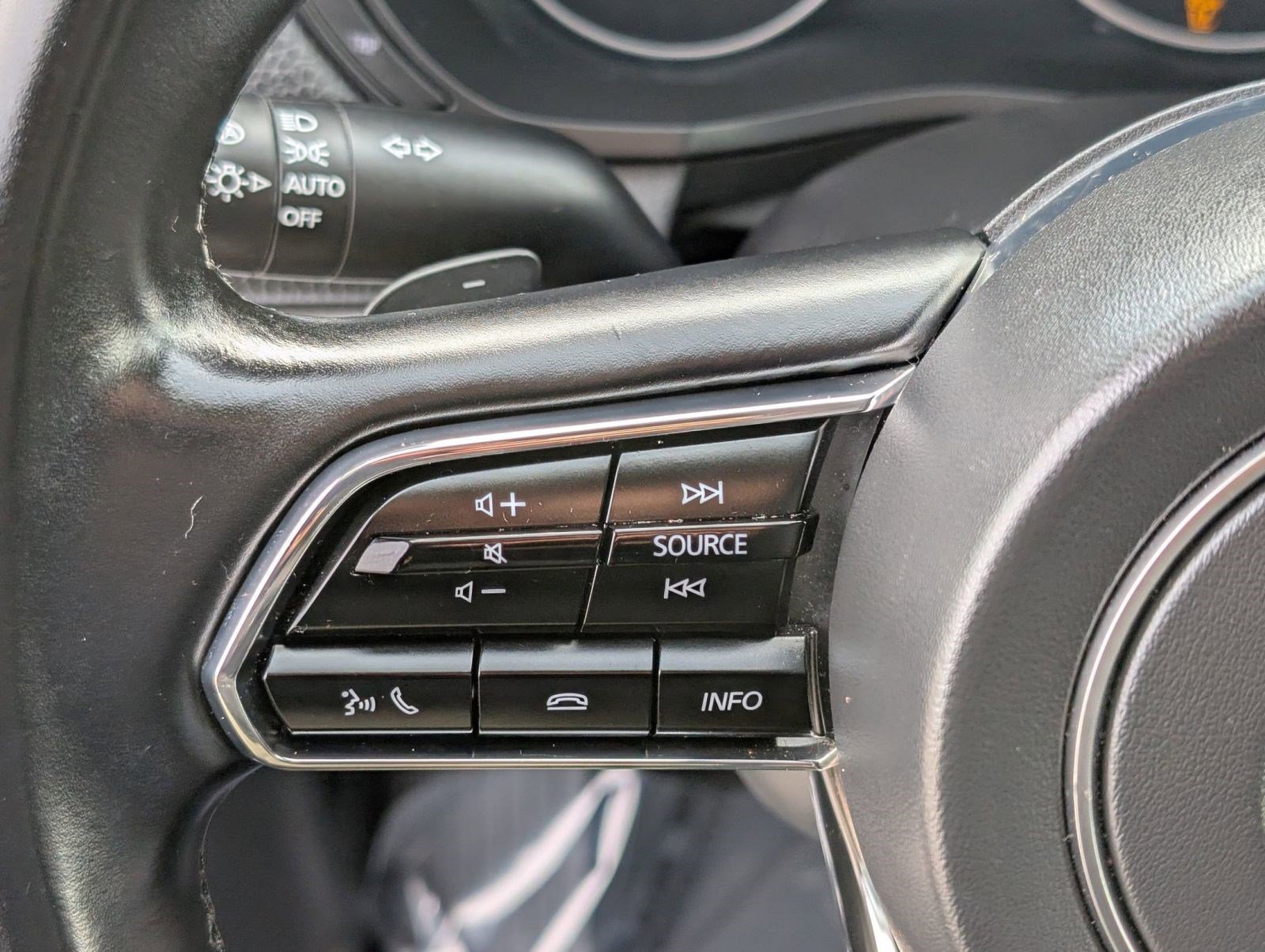 Used 2025 MAZDA CX-70 3.3 Turbo w/ Preferred Package image 19