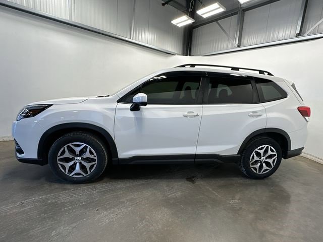 Certified 2022 Subaru Forester Premium image 2