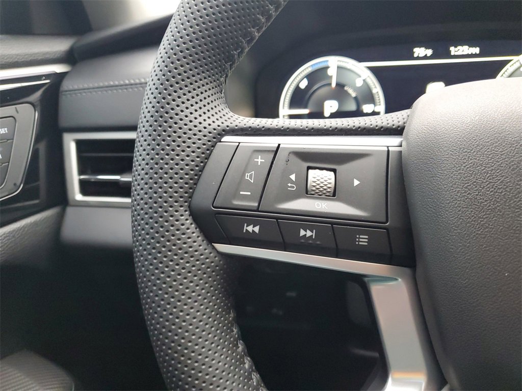 New 2025 Mitsubishi Outlander SEL image 19