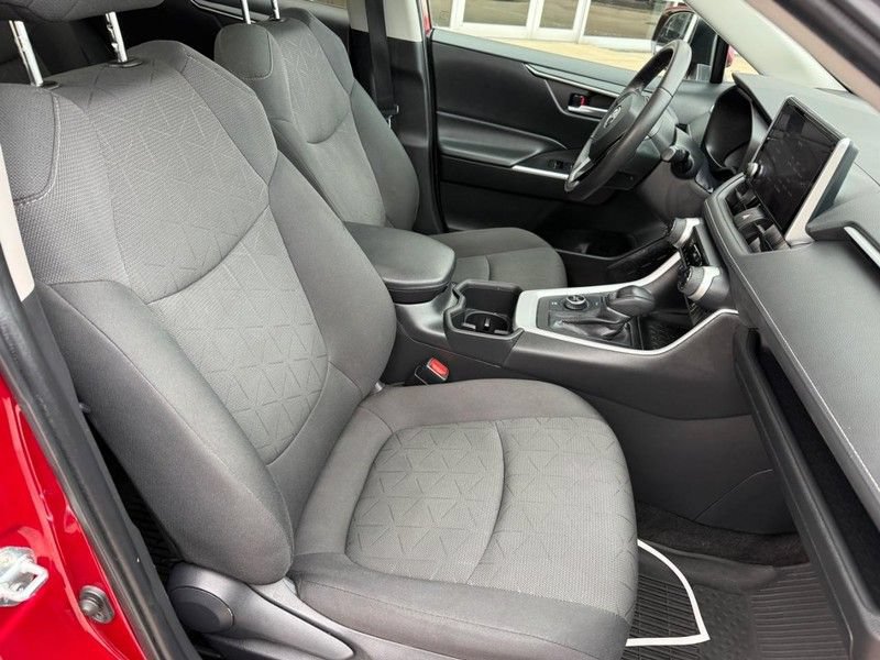 Used 2023 Toyota RAV4 XLE w/ Convenience Package AWD/4WD image 11