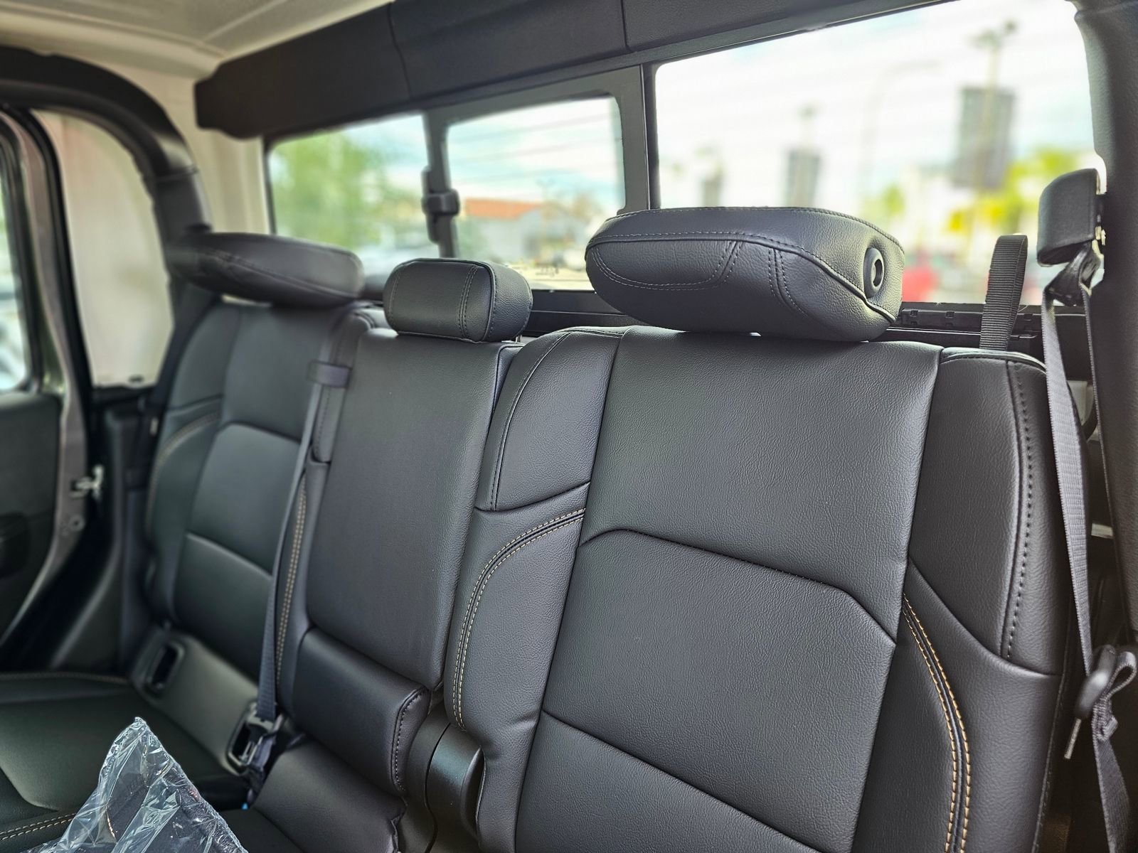 New 2026 Jeep Gladiator Sahara image 24