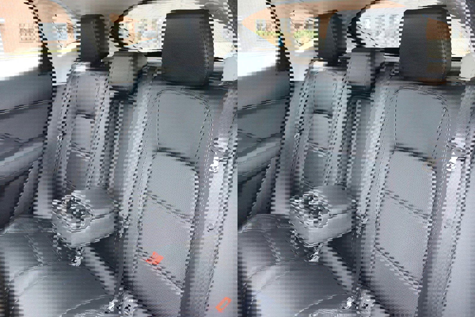 Used 2019 Jaguar E-PACE S image 15