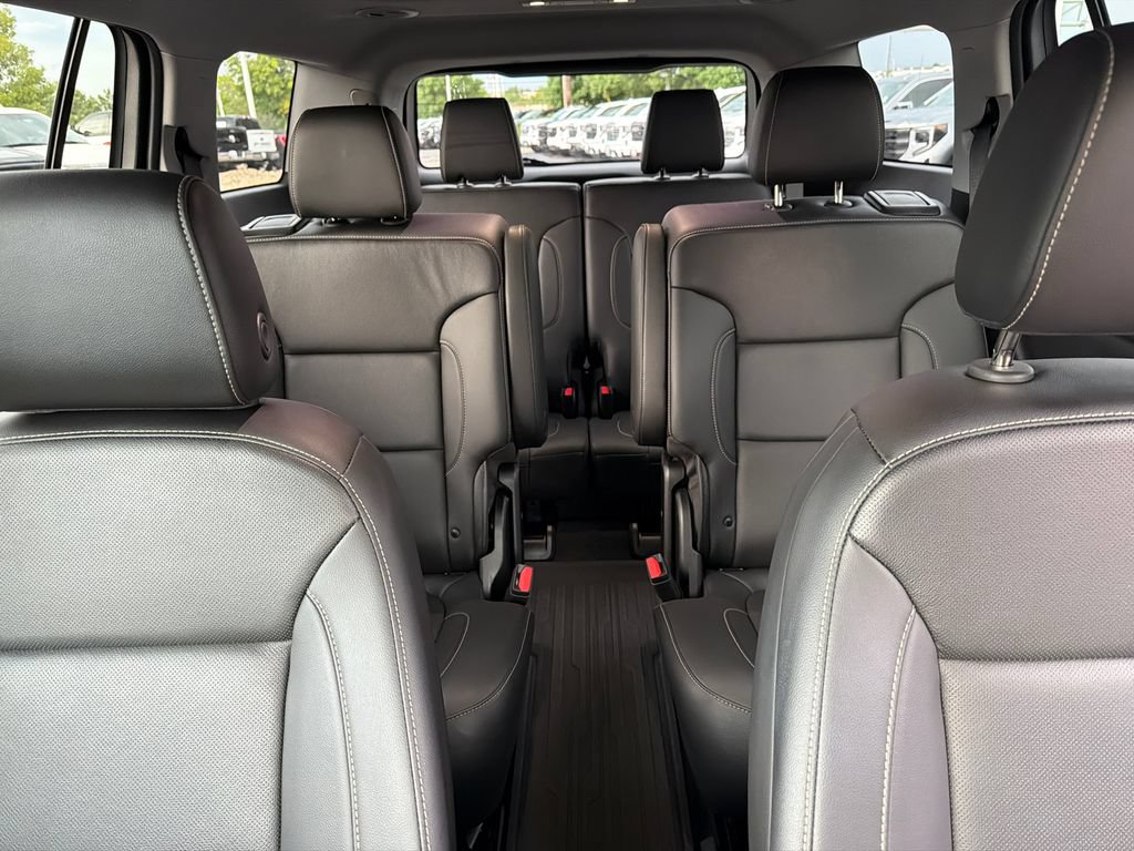 Used 2023 GMC Acadia SLT w/ Elevation Edition AWD/4WD image 39