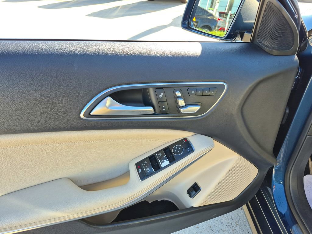 Used 2019 Mercedes-Benz GLA 250 image 19