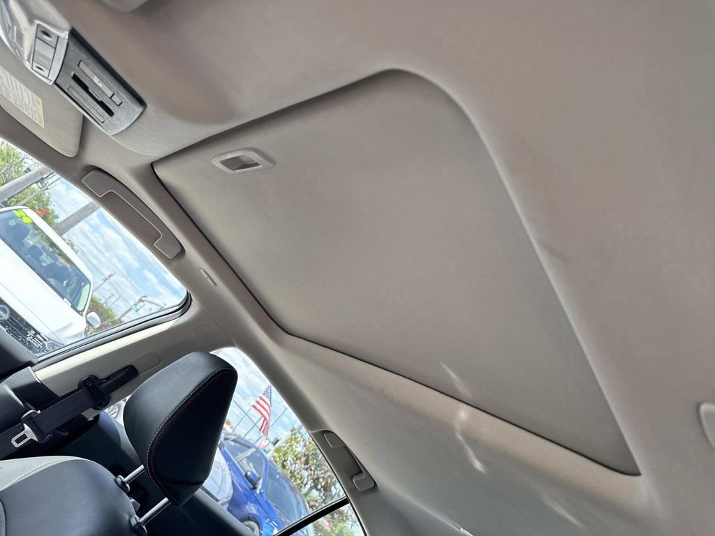 Certified 2023 Nissan Altima 2.0 SR FWD image 32