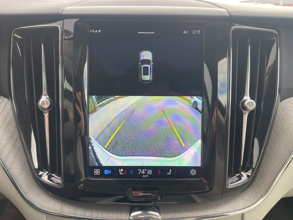 Certified 2023 Volvo XC60 B5 Plus w/ Climate Package image 28