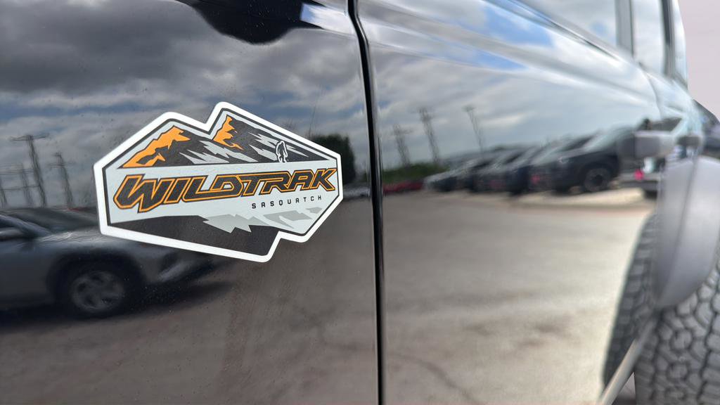 Used 2023 Ford Bronco Wildtrak image 19
