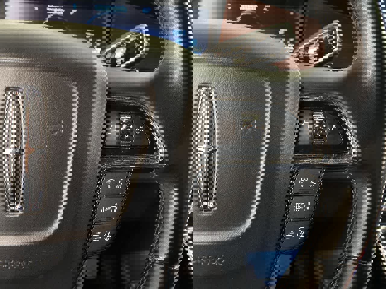 Used 2024 Lincoln Navigator L Premiere image 21