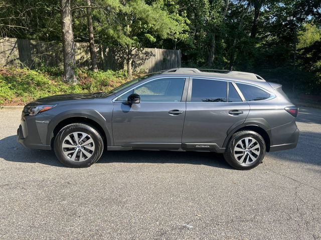 Used 2025 Subaru Outback Premium AWD/4WD image 6