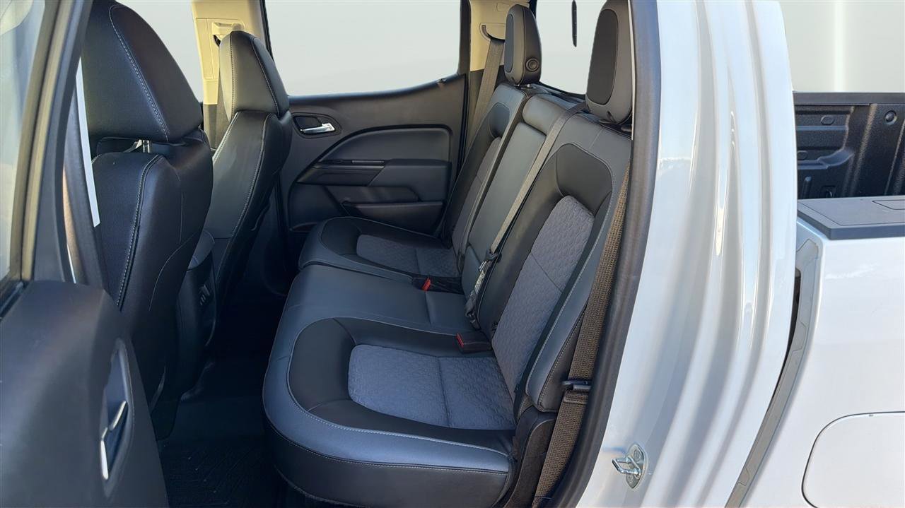 Used 2017 Chevrolet Colorado Z71 image 17