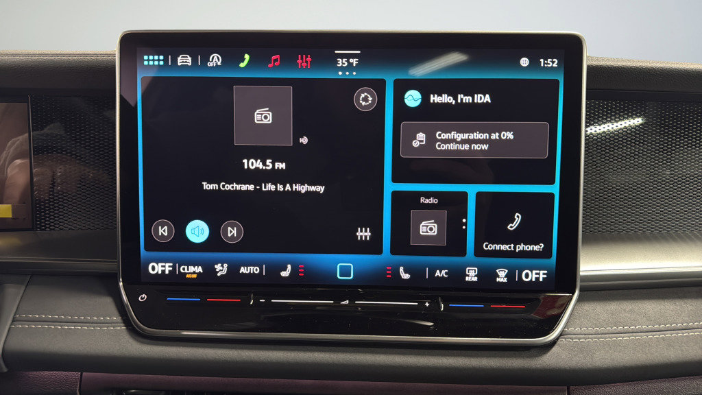 New 2026 Volkswagen Tiguan SE R-Line image 22