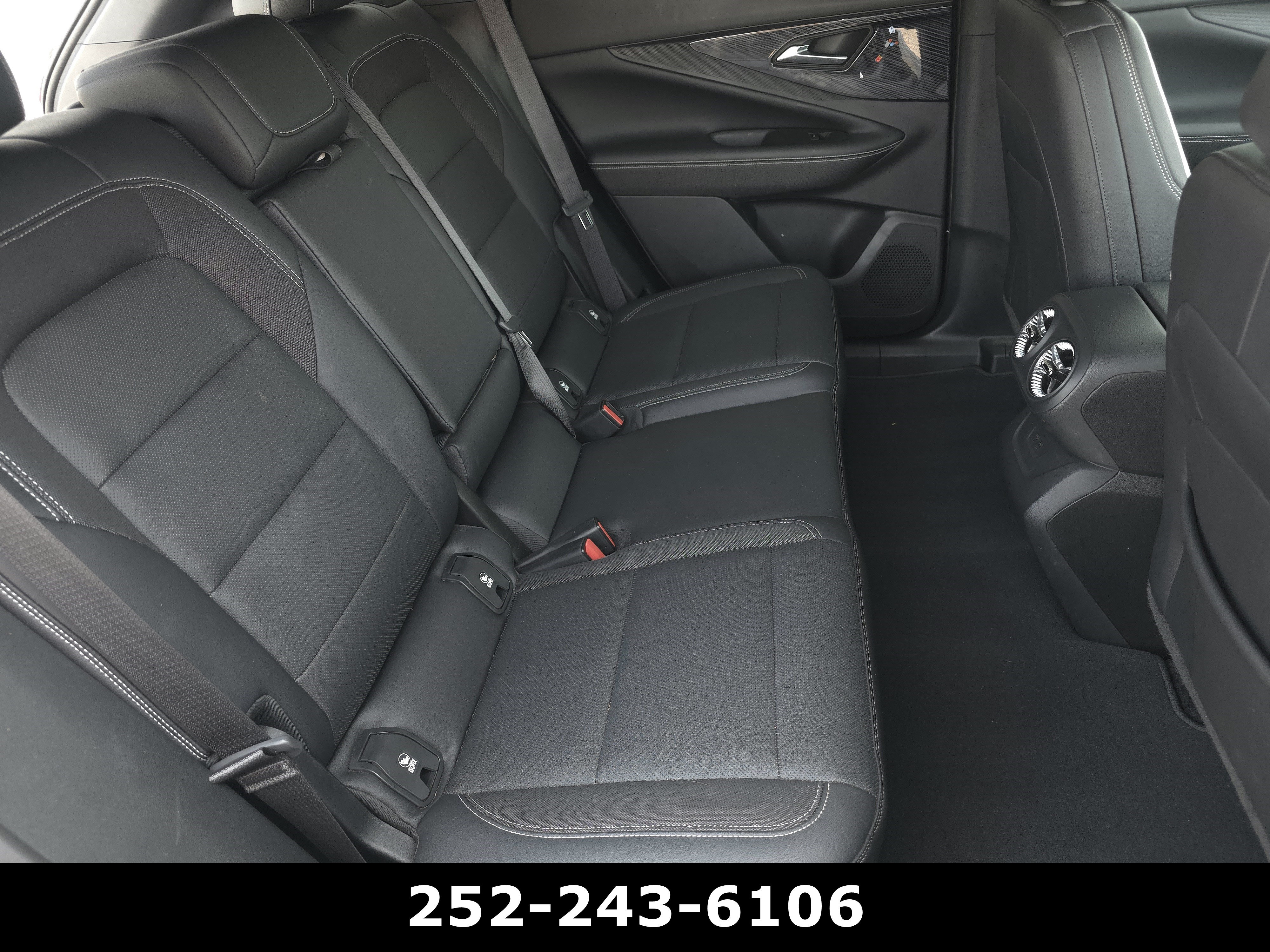 Used 2025 Chevrolet Blazer EV LT AWD/4WD image 36
