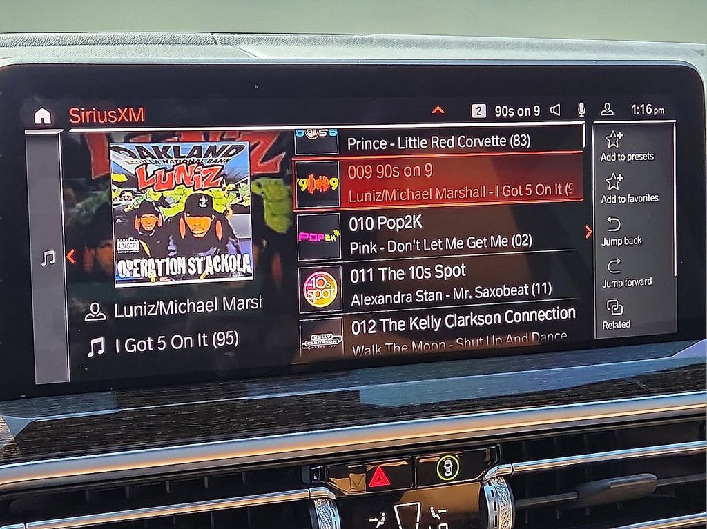 Used 2023 BMW X4 M40i w/ Shadowloine Package image 29