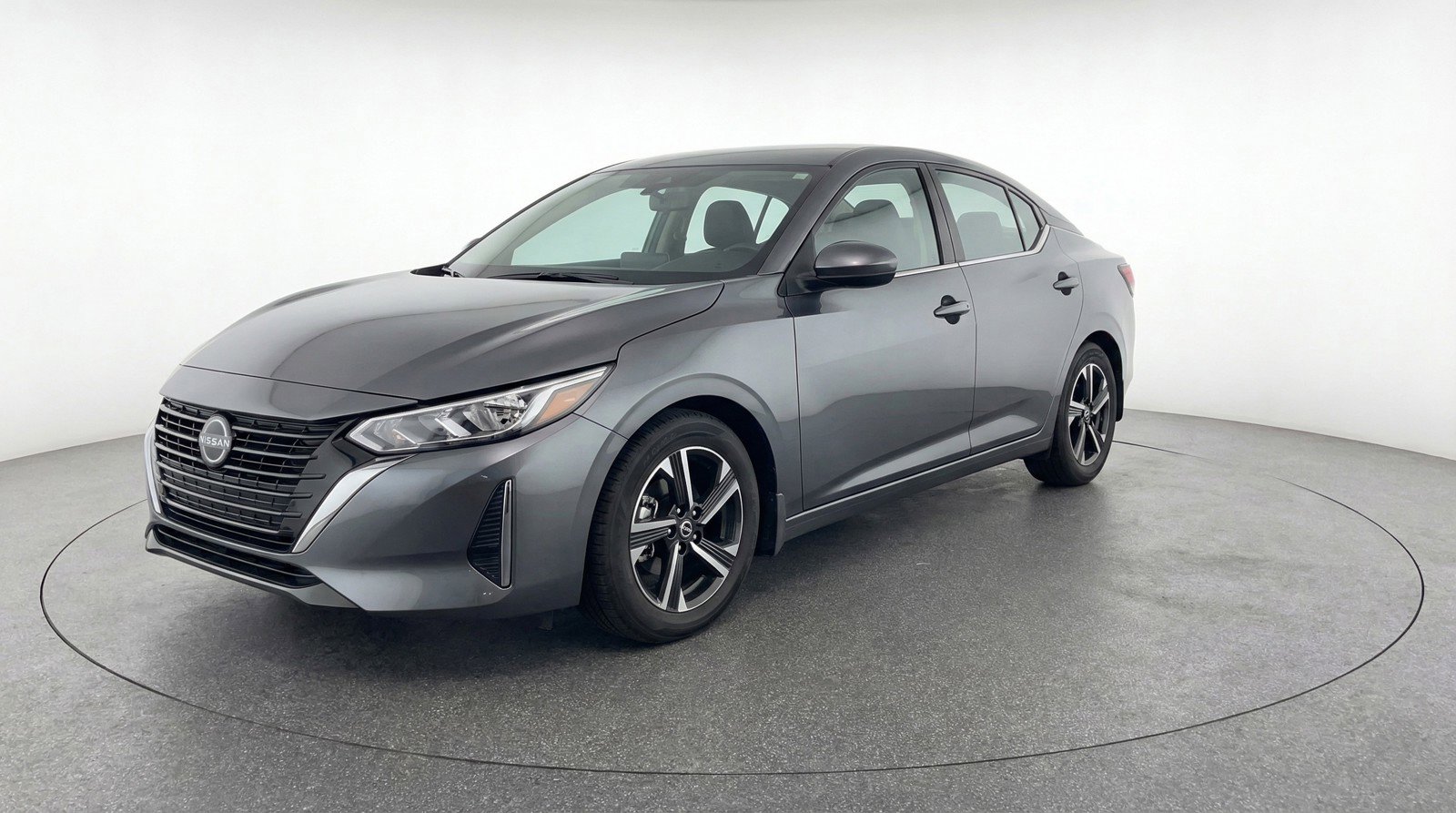 Used 2025 Nissan Sentra SV image 3