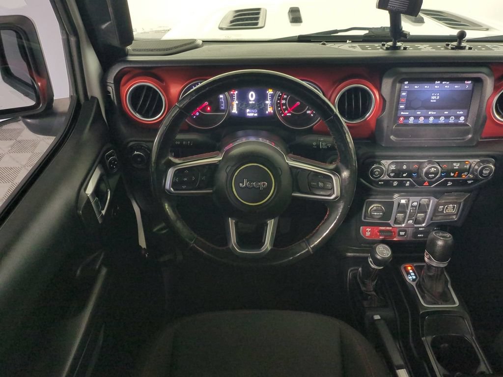 Used 2018 Jeep Wrangler Unlimited Rubicon w/ Cold Weather Group AWD/4WD image 18