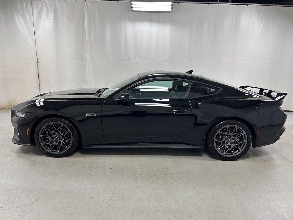 Used 2024 Ford Mustang GT Premium w/ GT Performance Package RWD image 8