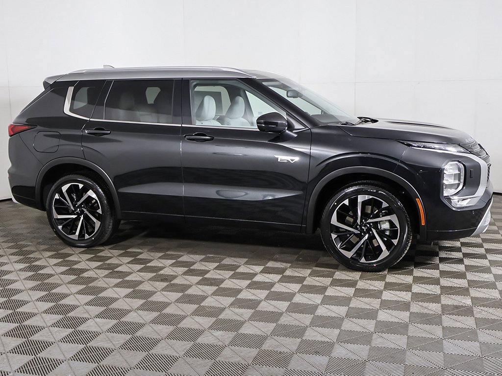 New 2025 Mitsubishi Outlander SEL image 19