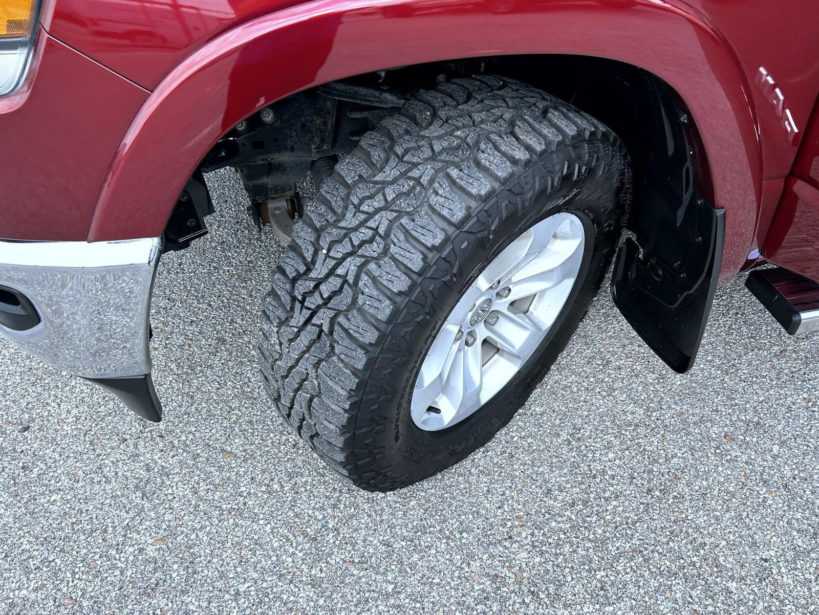 Used 2020 RAM 1500 Laramie AWD/4WD image 24