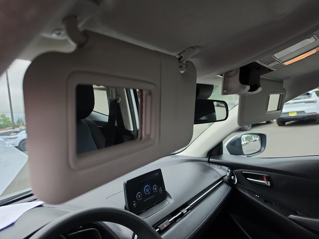 Used 2019 Toyota Yaris LE FWD image 12