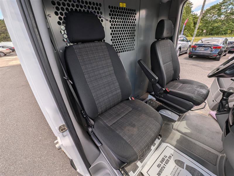 Used 2014 Freightliner Sprinter 3500 image 16