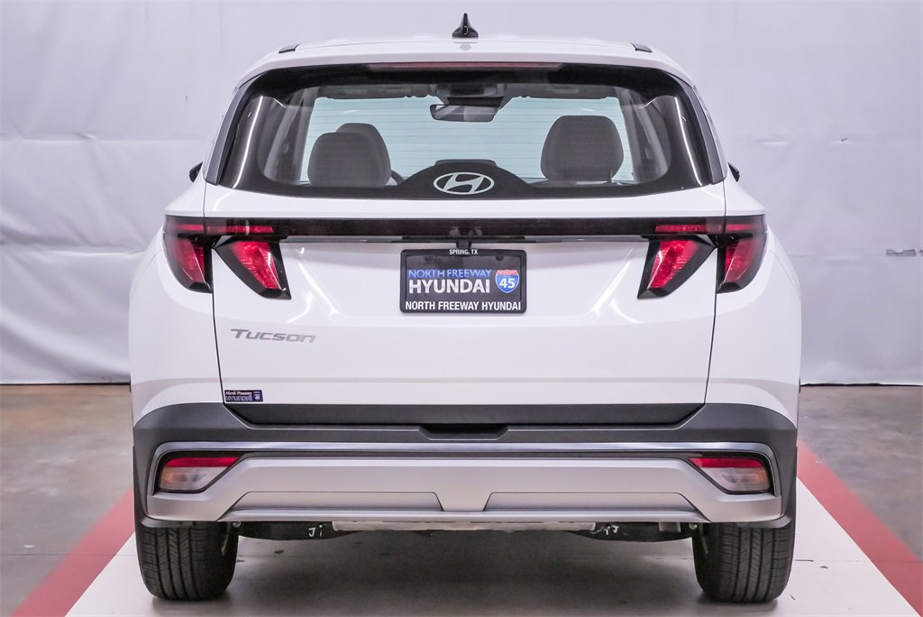 Certified 2025 Hyundai Tucson SE image 7