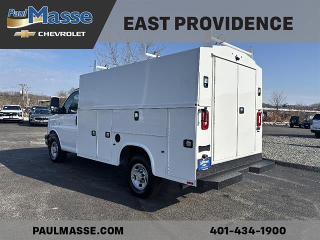 New 2026 Chevrolet Express 3500 w/ Power Convenience Package RWD image 6
