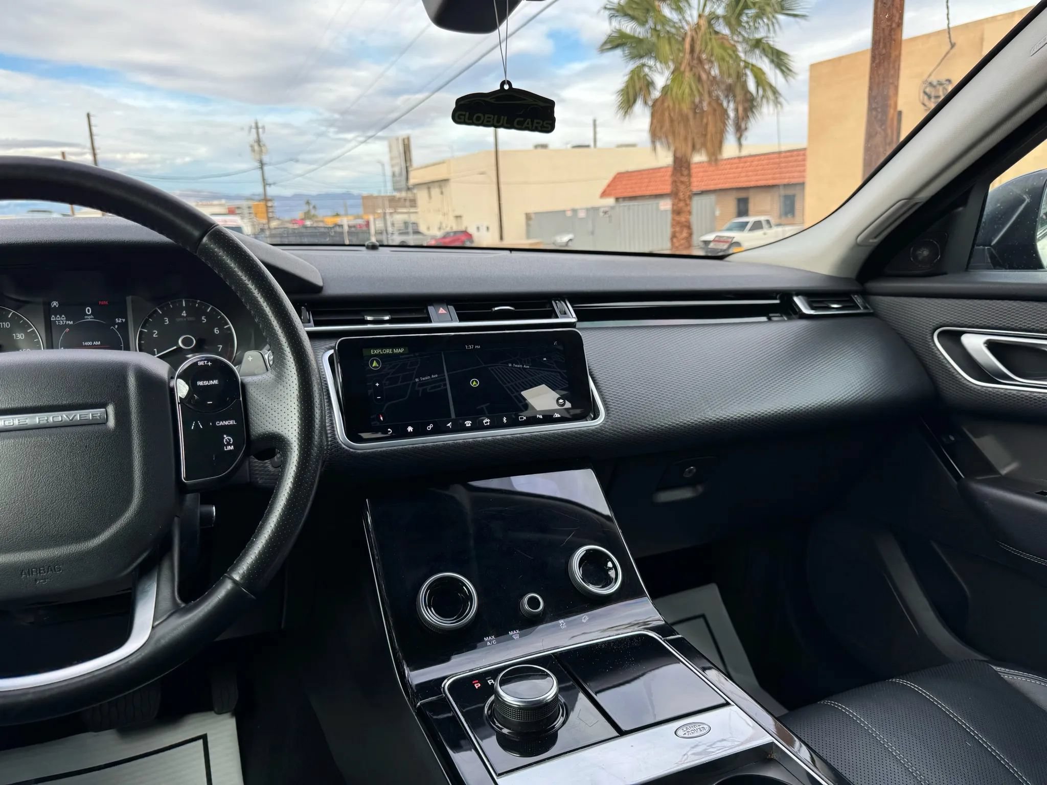 Used 2020 Land Rover Range Rover Velar S AWD/4WD image 23
