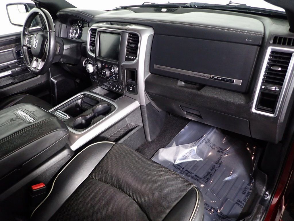 Used 2018 RAM 1500 Limited image 32