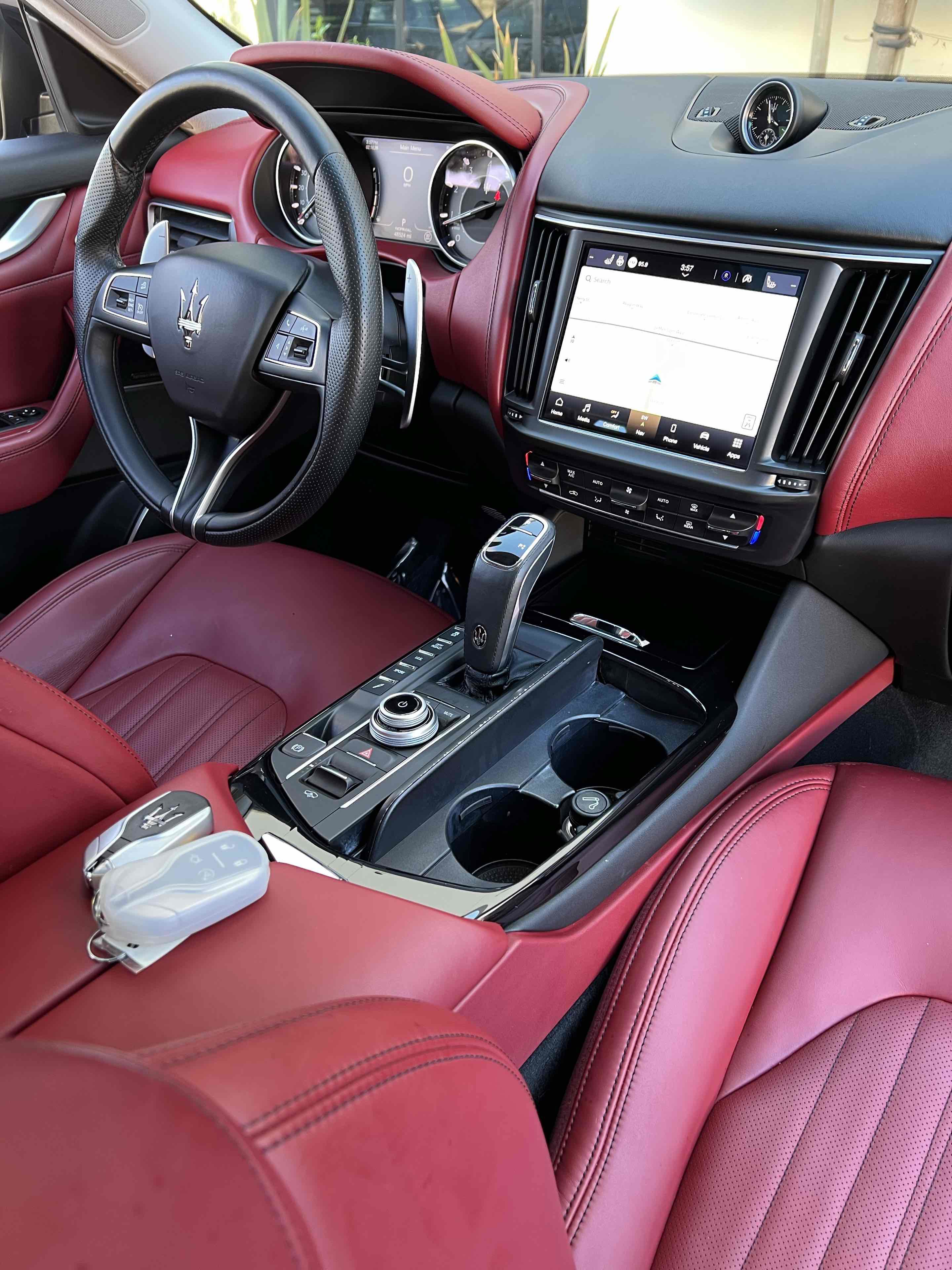 Used 2021 Maserati Levante image 36