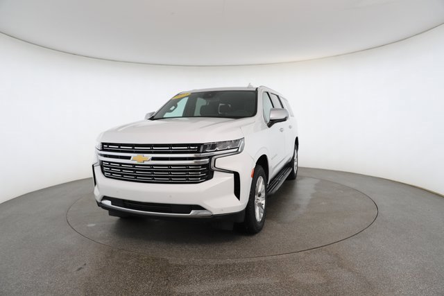 Used 2023 Chevrolet Suburban Premier image 31