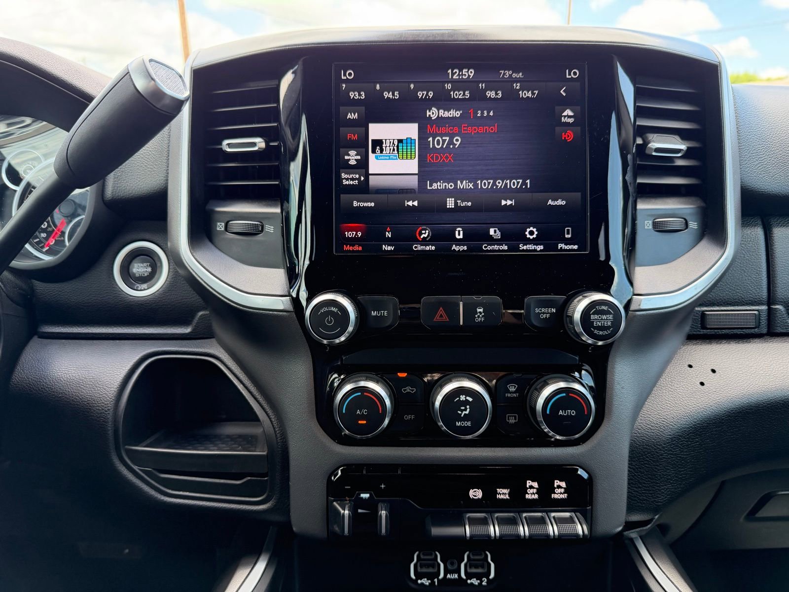 Used 2021 RAM 3500 Big Horn w/ Night Edition image 14