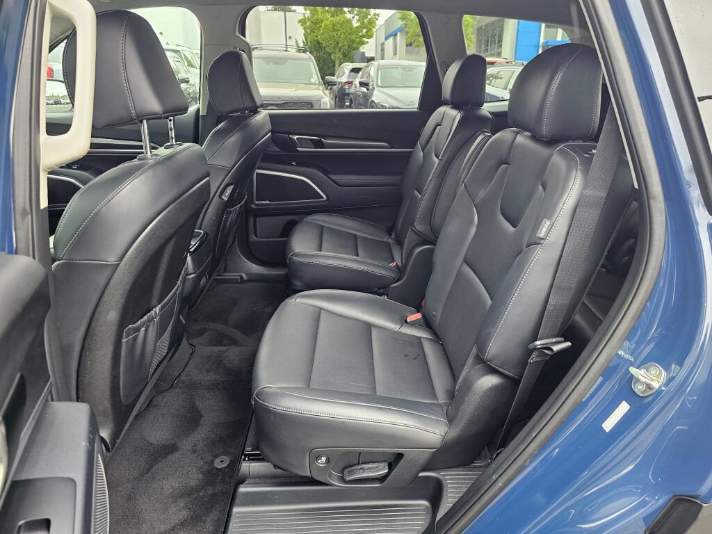 Certified 2024 Kia Telluride S FWD image 22