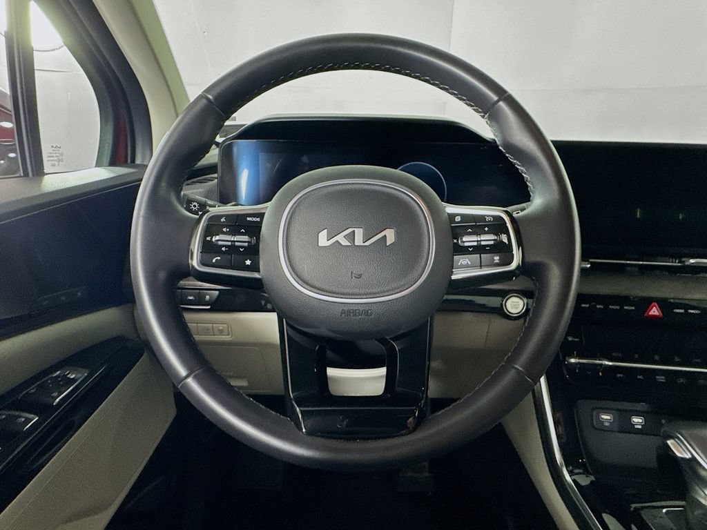 Used 2024 Kia Carnival SX FWD image 11