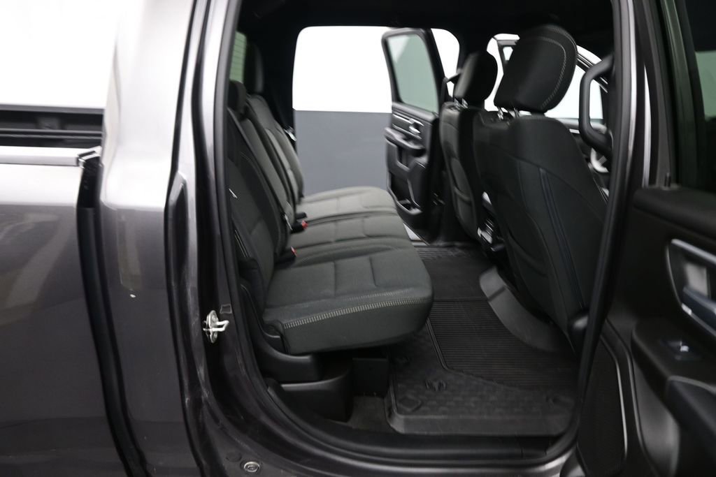 Used 2024 RAM 1500 Big Horn AWD/4WD image 21