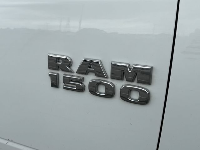 Used 2016 RAM 1500 Classic SLT AWD/4WD image 13