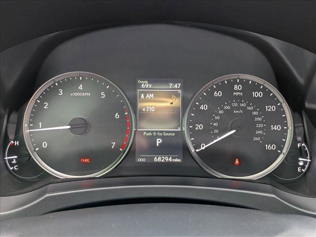 Used 2023 Lexus IS 300 w/ Comfort Package RWD image 5