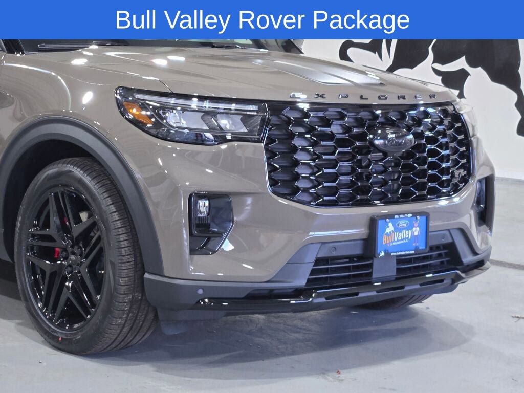 New 2026 Ford Explorer ST w/ Sun And Sound Package image 2