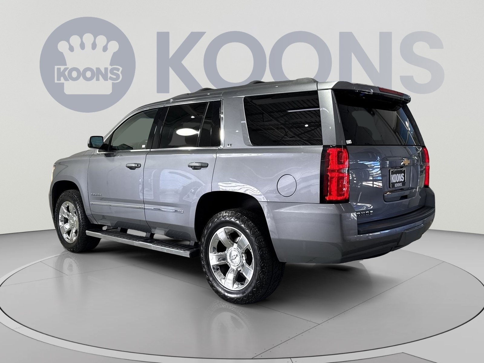 Used 2018 Chevrolet Tahoe LT w/ LT Signature Package AWD/4WD image 8