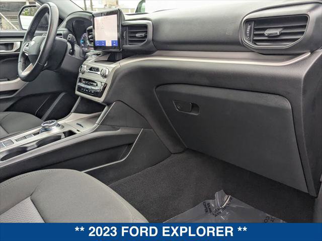 Certified 2023 Ford Explorer XLT image 24