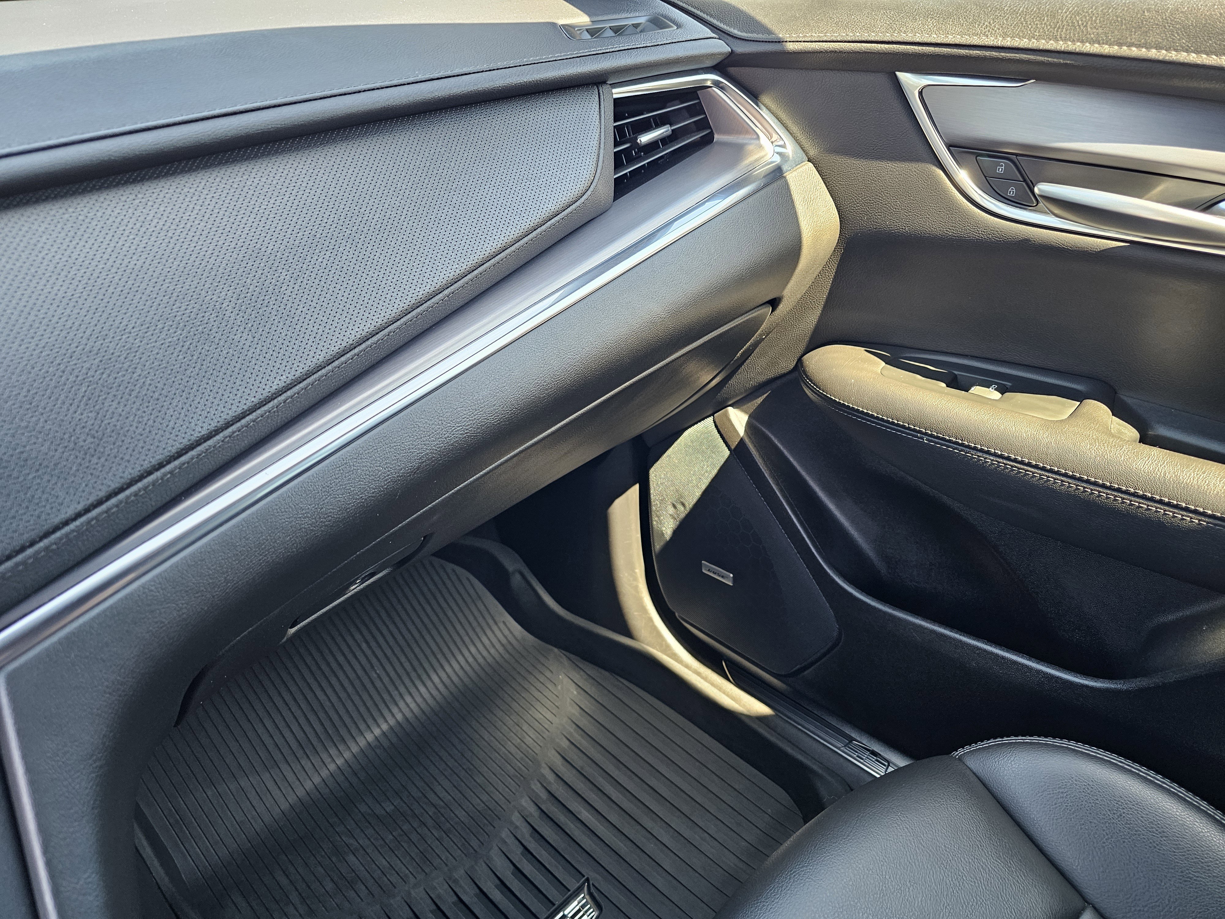 Used 2023 Cadillac XT5 Luxury FWD image 25