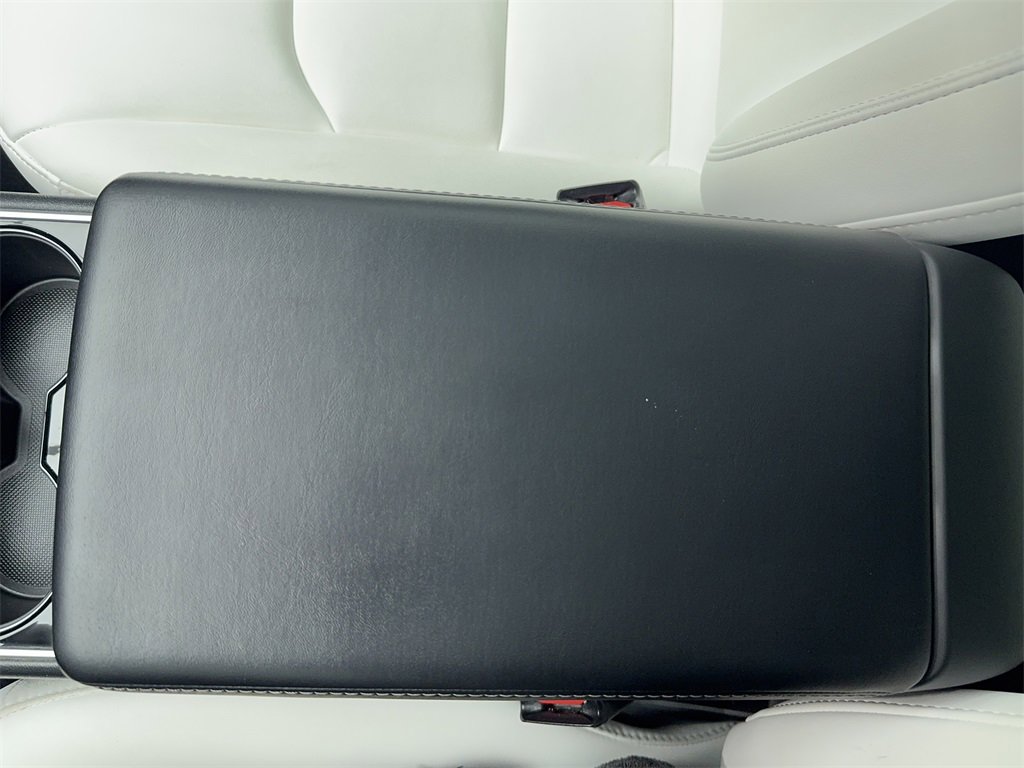 Used 2021 Tesla Model Y 2WD image 35