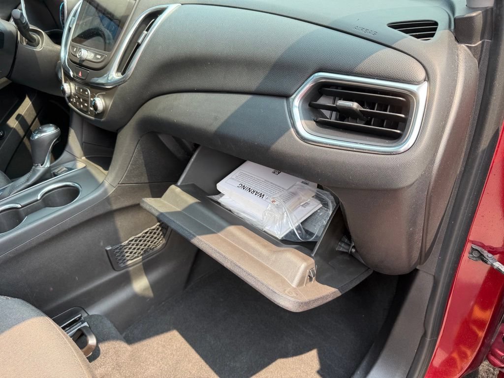 Used 2018 Chevrolet Equinox LT w/ Sun & Infotainment Package FWD image 40