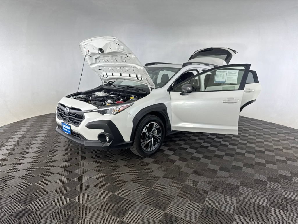 Used 2025 Subaru Crosstrek 2.5i Premium AWD/4WD image 11