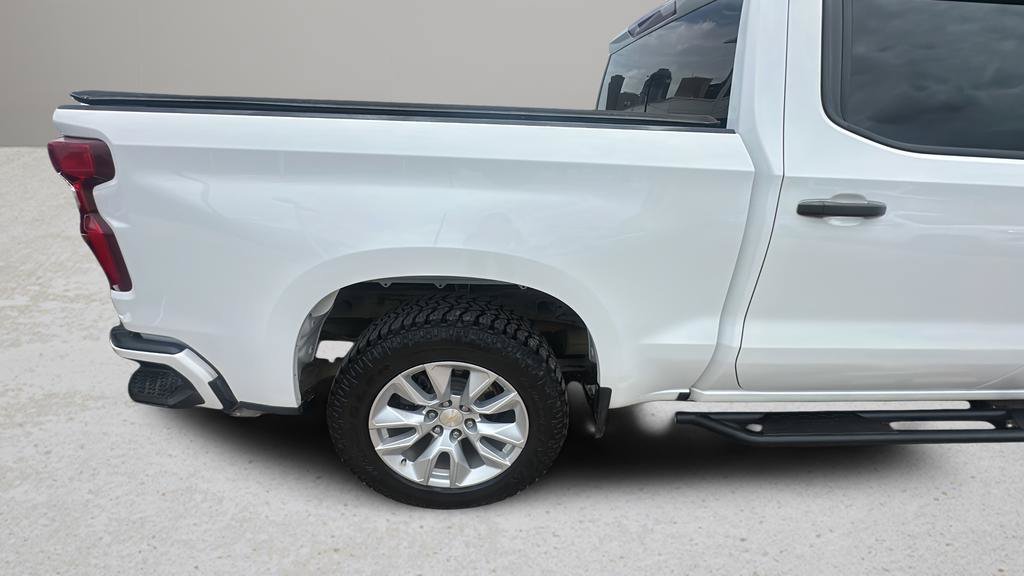 Used 2021 Chevrolet Silverado 1500 Custom w/ LPO, Dark Essentials Package RWD image 19
