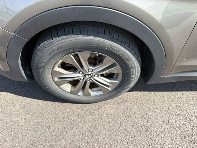 Used 2014 Hyundai Santa Fe Sport w/ Premium Equipment Package 03 FWD image 4
