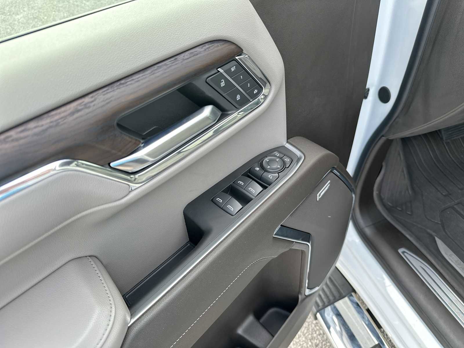 Used 2024 GMC Sierra 1500 SLT w/ SLT Premium Plus Package image 18