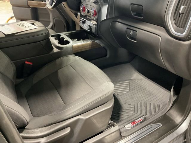 Used 2021 Chevrolet Silverado 1500 LT Trail Boss w/ Bed Protection Package image 19