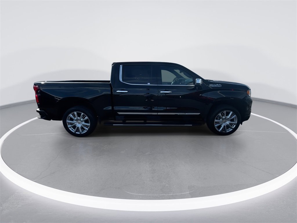 Used 2024 Chevrolet Silverado 1500 High Country w/ High Country Premium Package image 9