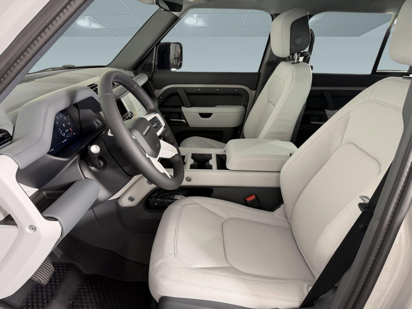 Used 2026 Land Rover Defender 110 S image 15